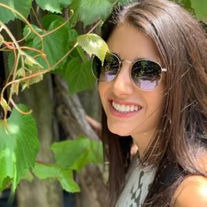 Meet your Posher, Gabby